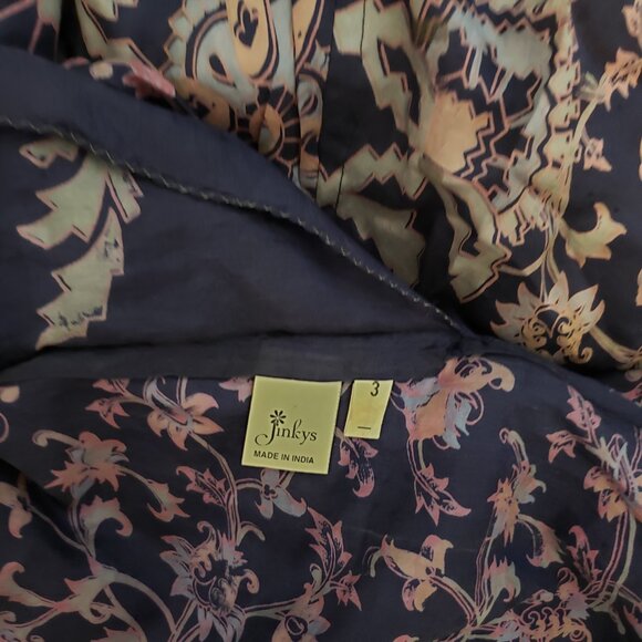 NWOT Wrap Skirt, Reversible. can wear it in so many ways. - Picture 14 of 15